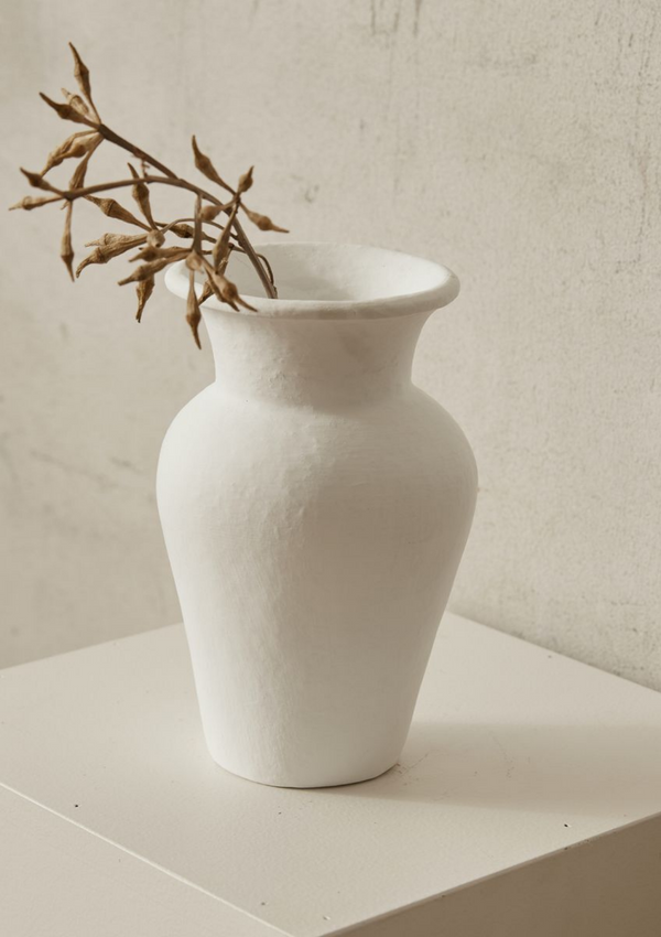 Winston Vessel | White