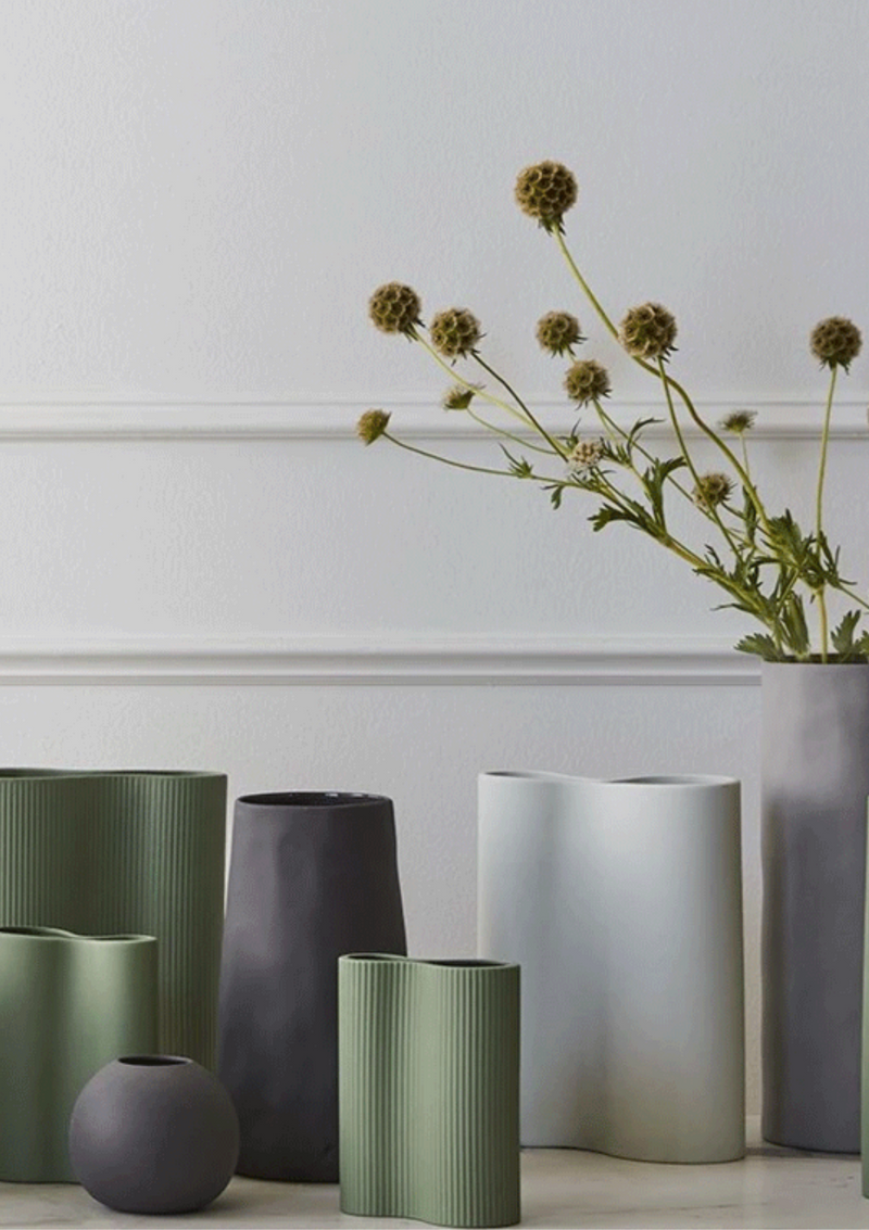 Ribbed Infinity Vase | Sage